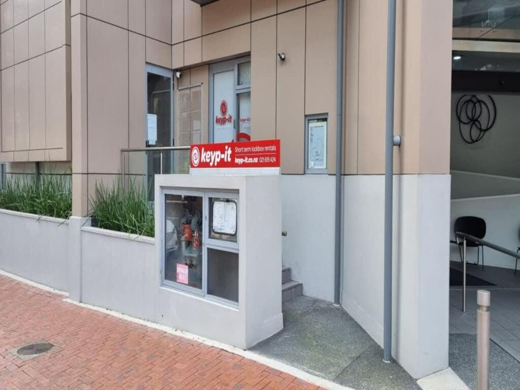 Beautiful Sky Tower View Home Near K' Road W/ Free Parking Auckland Exterior photo