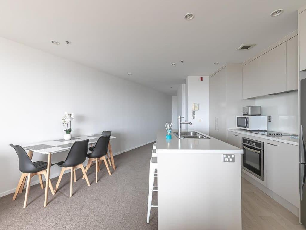 Beautiful Sky Tower View Home Near K' Road W/ Free Parking Auckland Exterior photo
